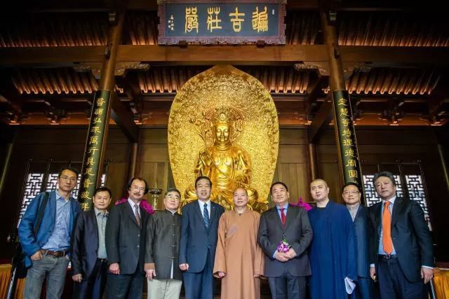 51d92f3c12994b3282680346cd3e1c62