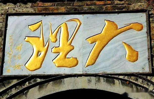 e8ef3db01b2641b9a651a02797709426