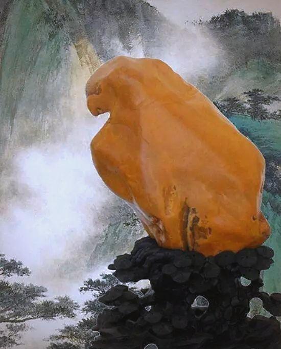 奇石收藏｜著名的四大奇石-《东坡肉形石》《岁月》《小鸡出壳》《中华神鹰》