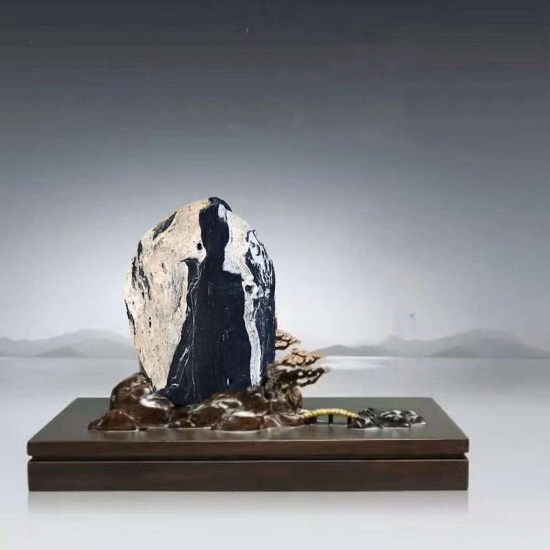 奇石收藏热潮：市场现状与未来趋势