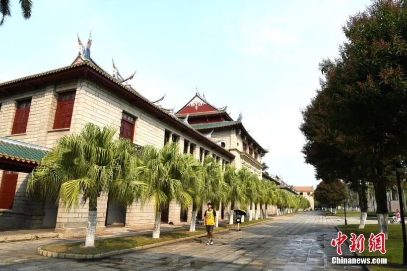 cf19f08a8de748b4b2f4e06bd2e75c15