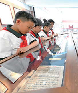 f44d305ea08b2a0496cc14