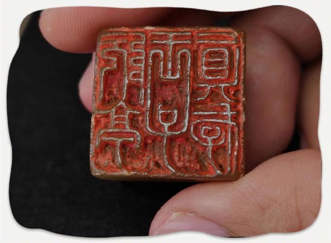 藏书印章的文化演变与独特印记