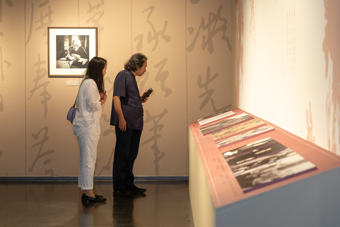 国家大剧院举办何香凝艺术精品展 呈现各时期代表作50余幅