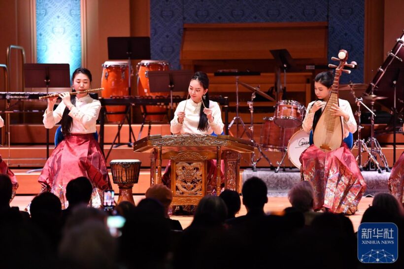 中外交流 丨 “天涯共此时——中秋节”文艺晚会在瑞士举行