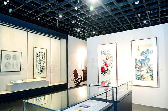 王蒙、莫言、贾平凹等作家的另一面如何？书画手稿亮相浙江文学馆