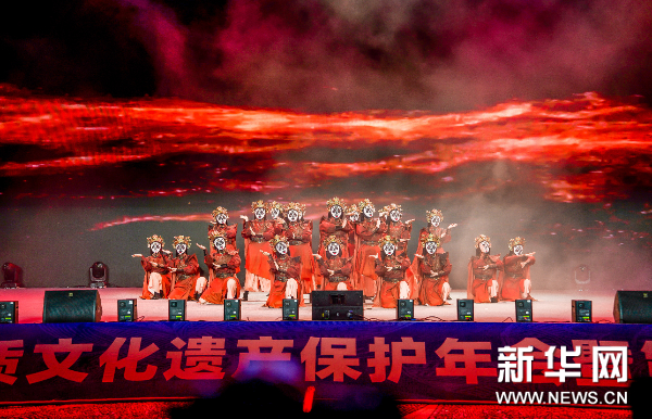 第三届中国非物质文化遗产保护年会暨第四届丹寨非遗周活动在丹寨开幕