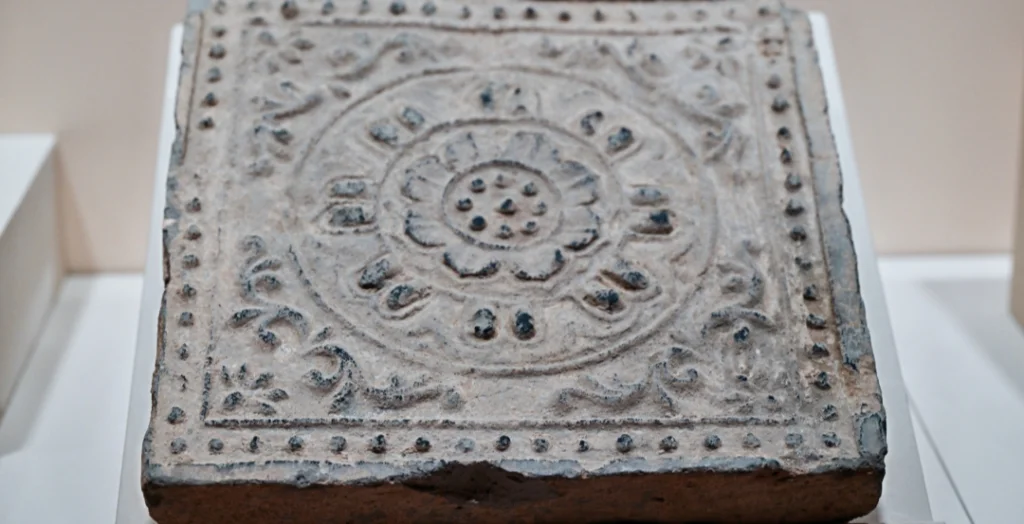 CE5D81D6C2A7D340EFF5C1AC0126077553224FC4_size372_w1024_h524