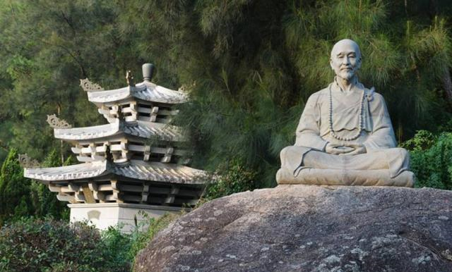 历史人物故事会｜弘一法师：一代风流才子艺术大师与佛法高僧