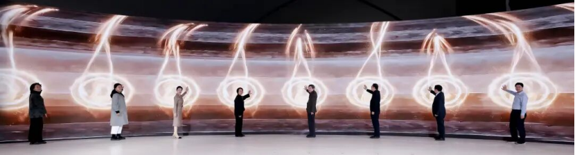 中国美协“青年伙伴计划”——首届时尚100结项成果展示、秀演活动举行