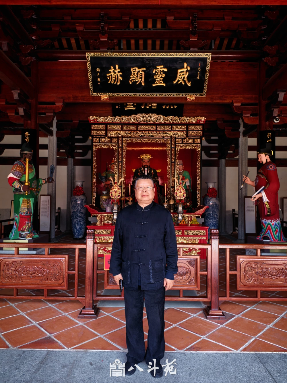 名山古刹匾额文化,寺庙道观牌匾题字定制讲究插图 名山古刹匾额文化,寺庙道观牌匾题字定制讲究插图