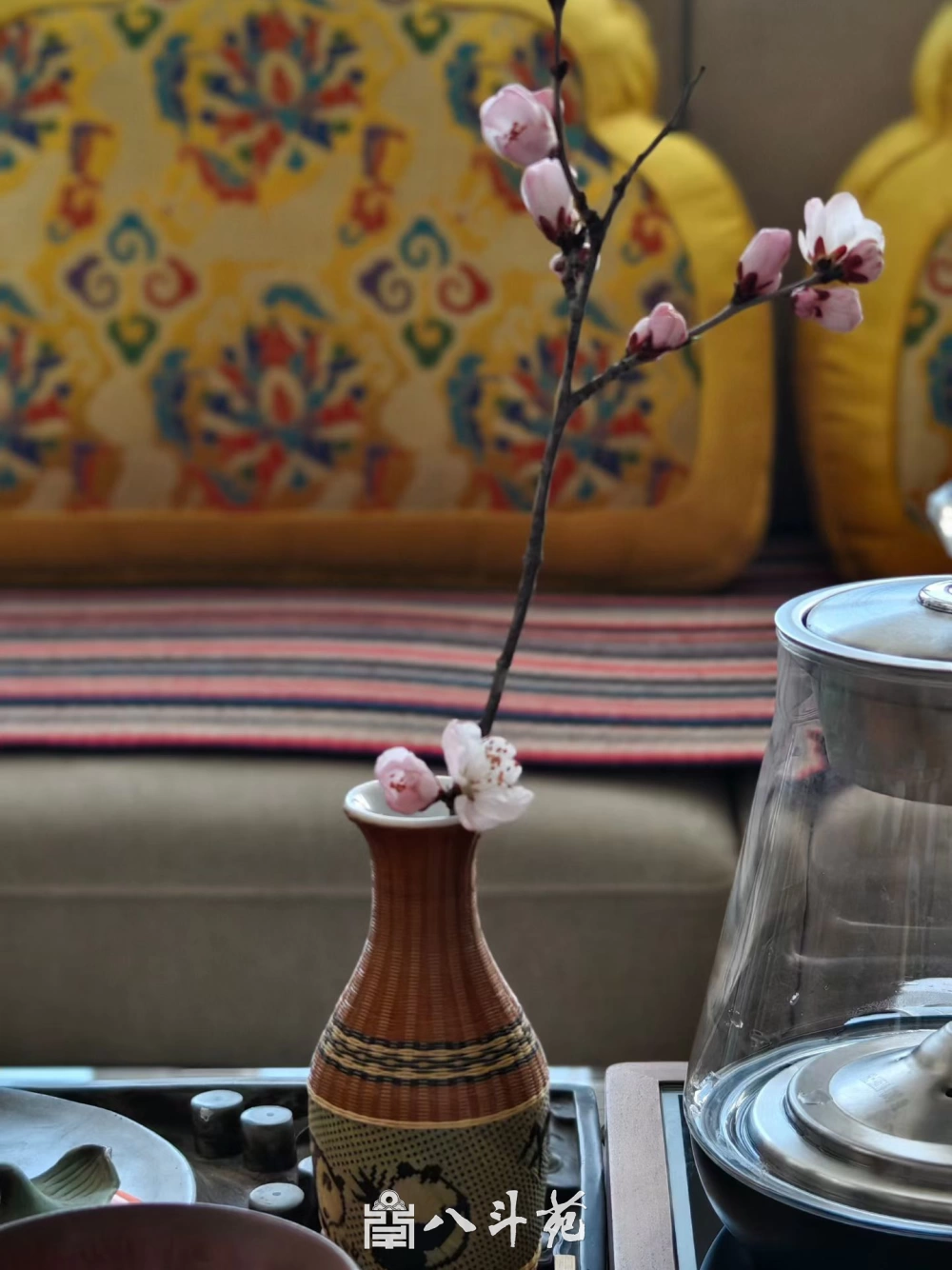 中国式现代化与西方现代化：文明根基的差异与互补