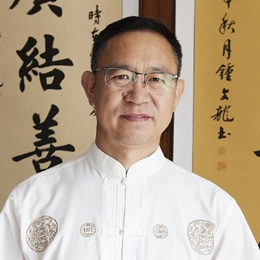 钟文龙.书法名家｜努力为楷书传承做好专业接力