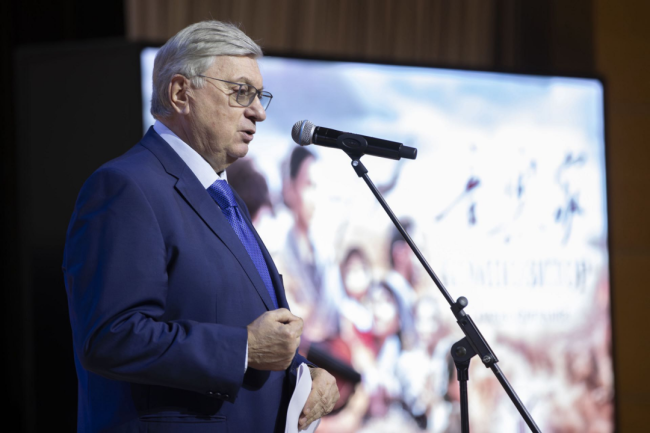 e5187b6f-ab94-4a94-8ec8-d925fb42daa8