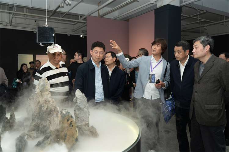 17759889478607863 17759889478607863