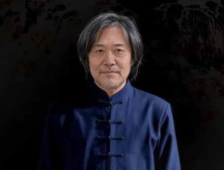 陈克永作品赏析：墨韵含情抒壮志，笔端绽彩绘山川插图