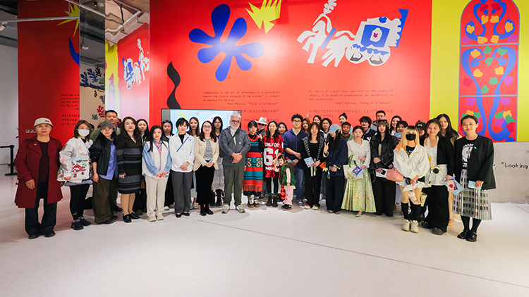 躺进色彩:北京时代美术馆马蒂斯版画展开幕插图1中国题字网 躺进色彩:北京时代美术馆马蒂斯版画展开幕插图1中国题字网