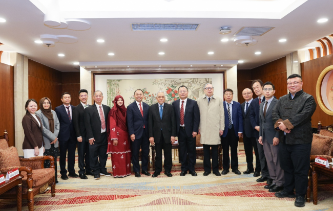 b9eb0d66-4c6a-4067-9b3f-54703e846d48