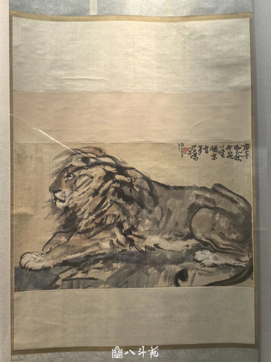 徐悲鸿卧狮（1930年）
