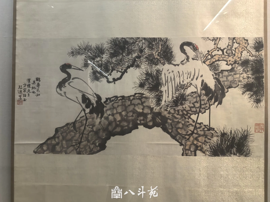 徐悲鸿书画展国画赏析：走兽花木间的笔墨取舍