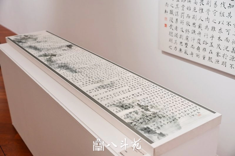 金秋时节,第四届“风华正茂·还岁墨缘”全国书法名家十一人展拉开帷幕插图9 金秋时节,第四届“风华正茂·还岁墨缘”全国书法名家十一人展拉开帷幕插图9